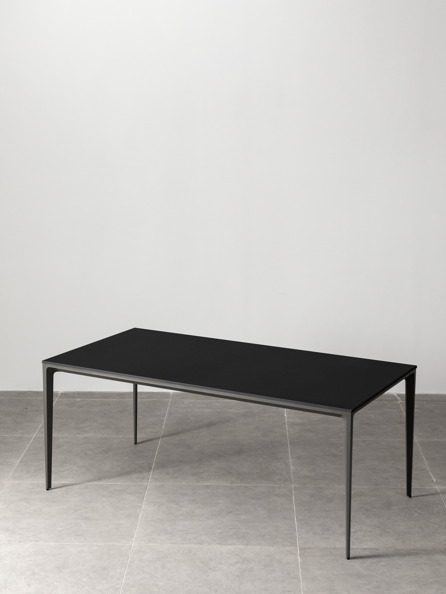 Innovation S - Minimalist Premium Porcelain Dining Table - Black / Iron Grey