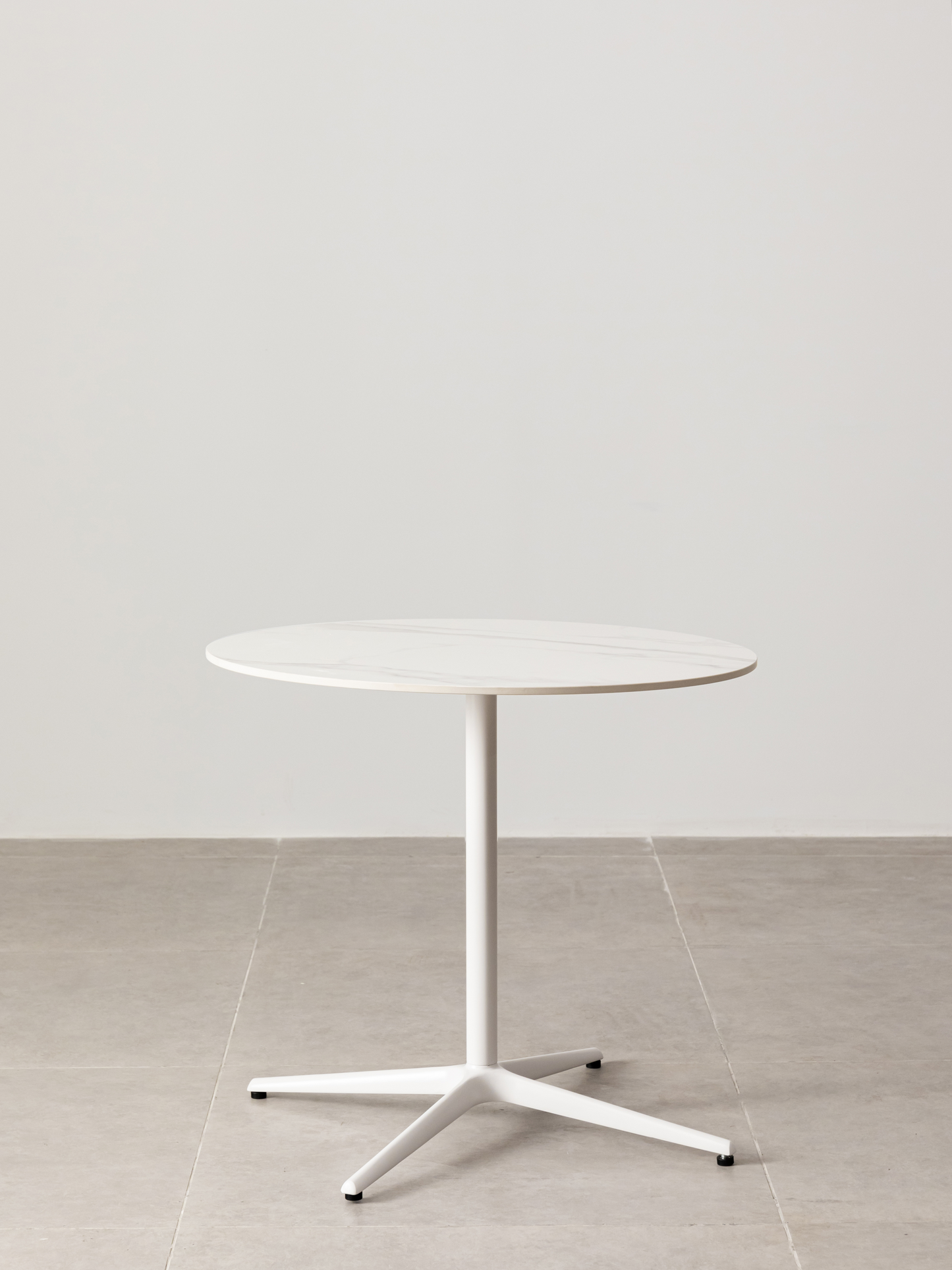 Minimalist Premium Porcelain Bistro/Dining Table - Series 14 - Calacatta