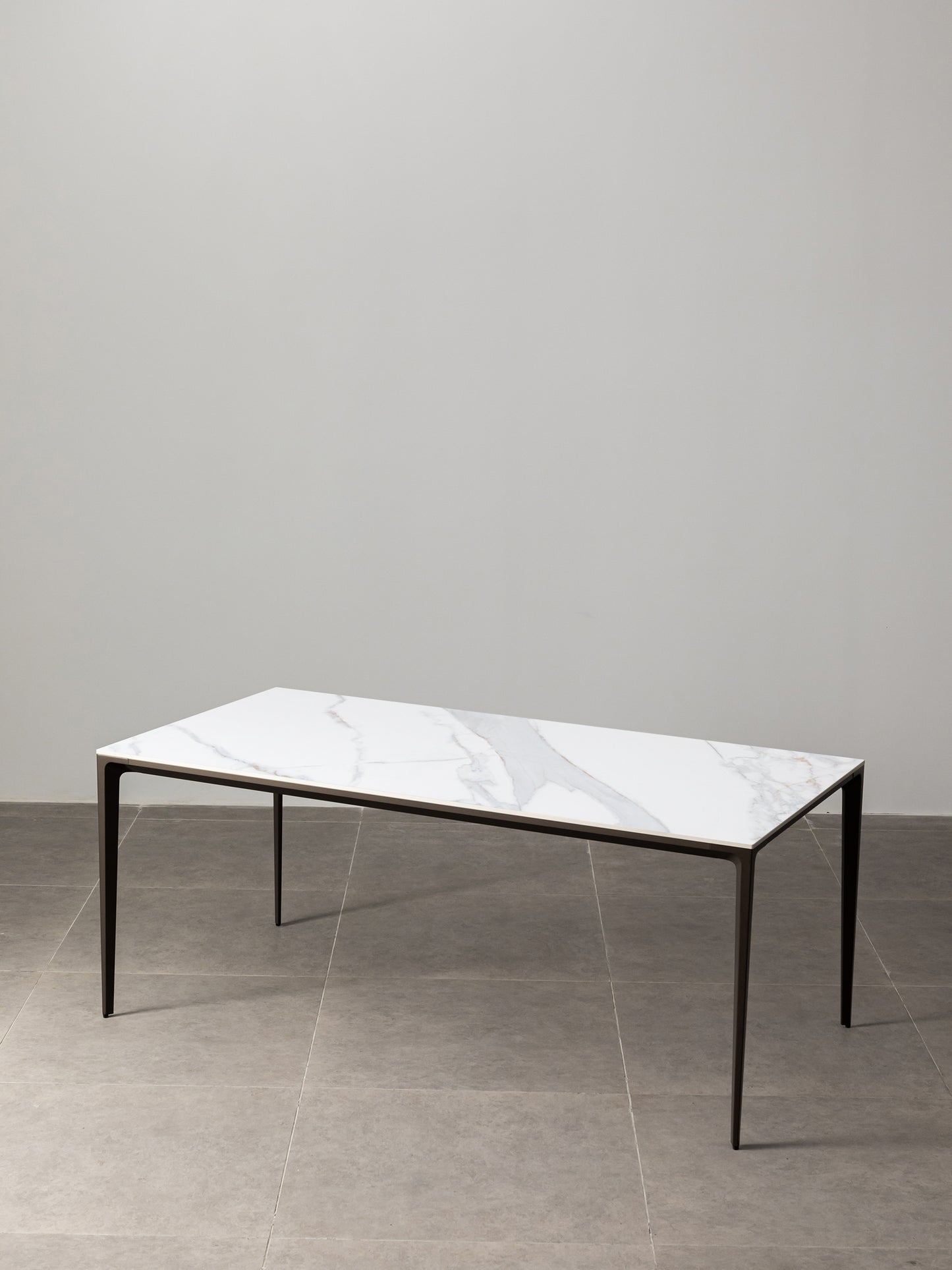 Innovation S - Minimalist Premium Porcelain Dining Table - Calacatta Oro / Bronze