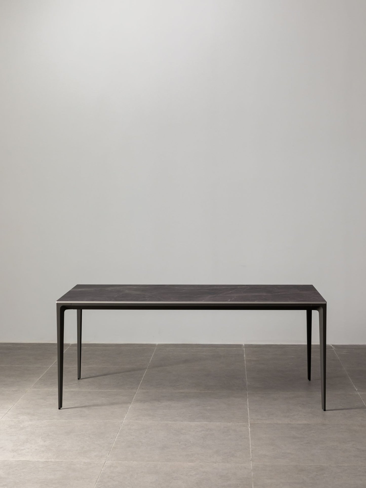 Innovation S - Minimalist Premium Porcelain Dining Table - Pulpis Grey / Iron Grey