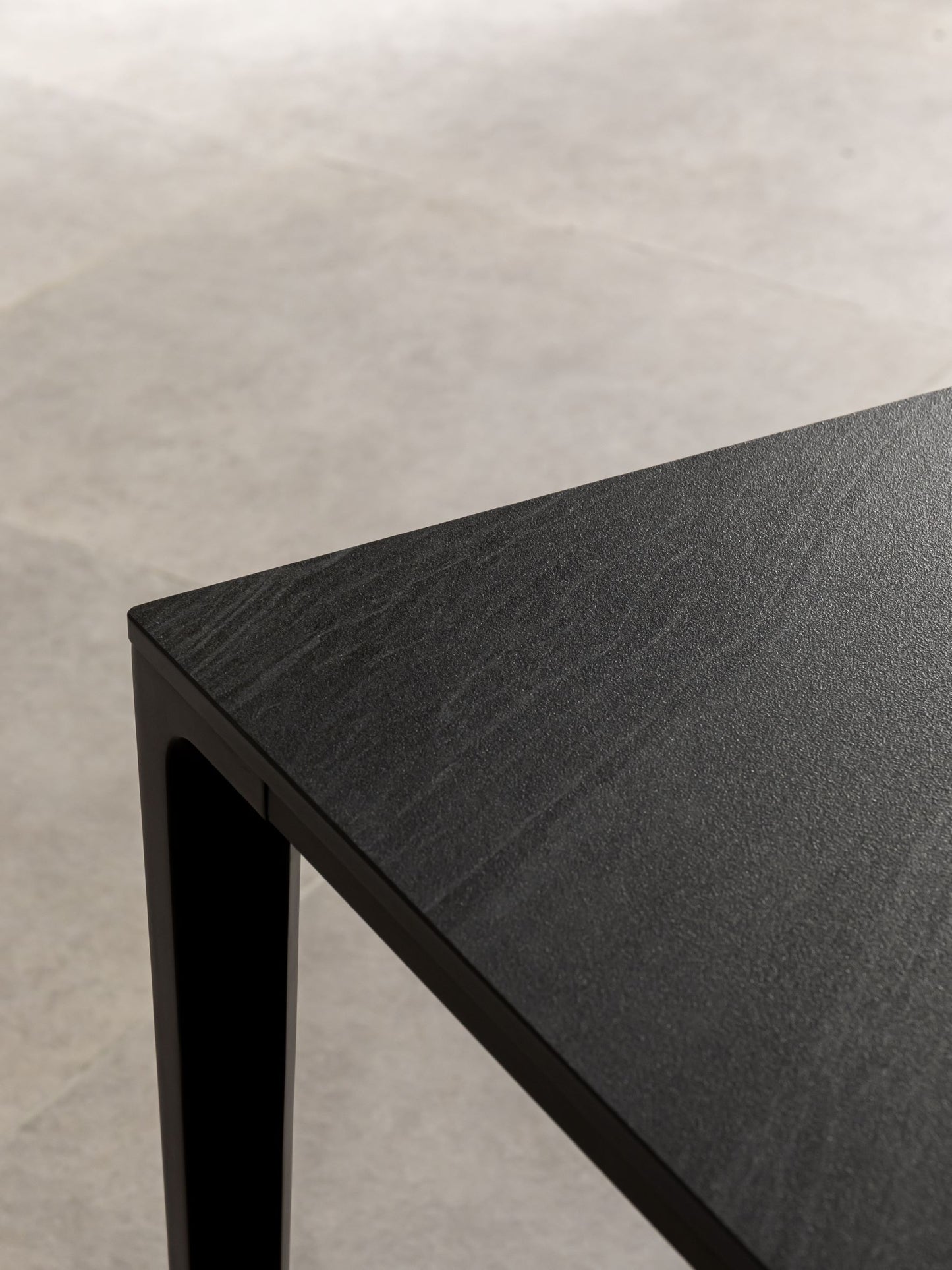 Innovation S - Minimalist Premium Porcelain Dining Table - Black Sandstone / Bronze